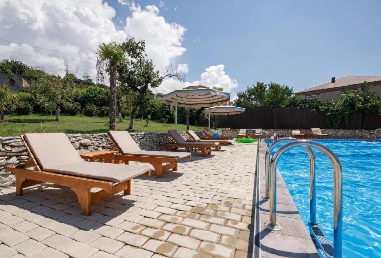 סוקהום Hotel Paradise מראה חיצוני תמונה